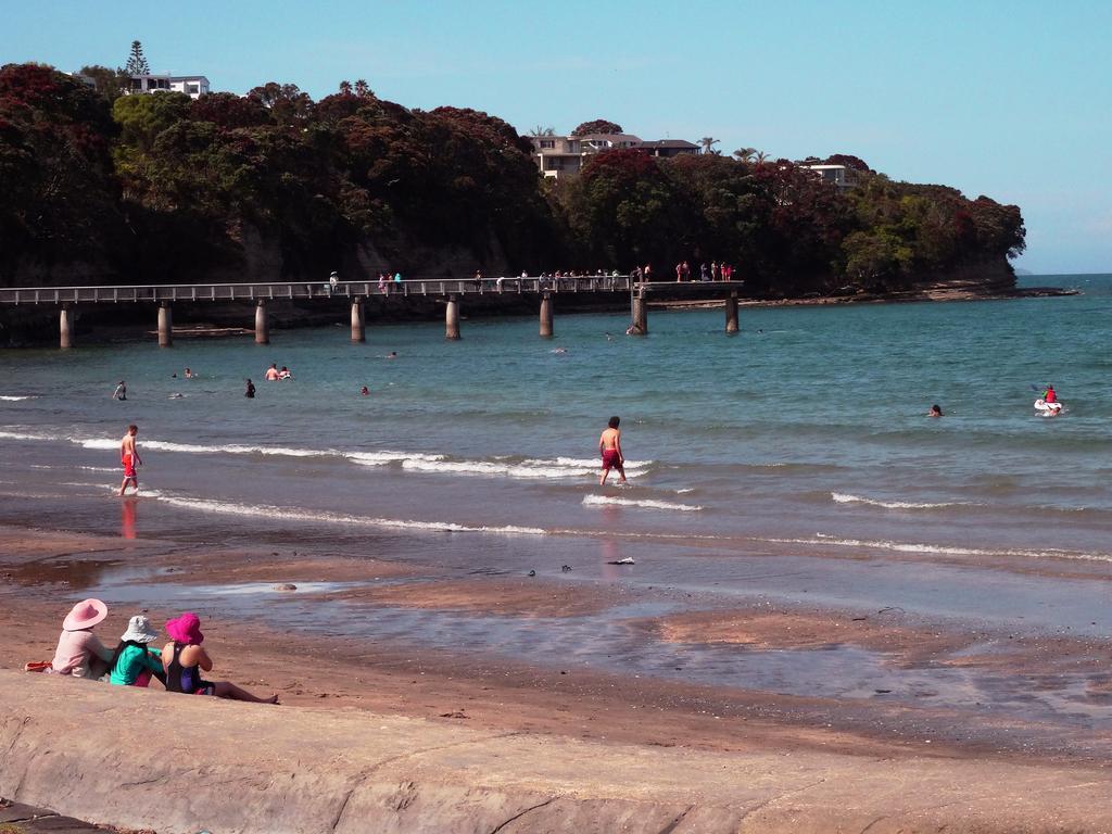 Beach Lodge Auckland Exteriör bild